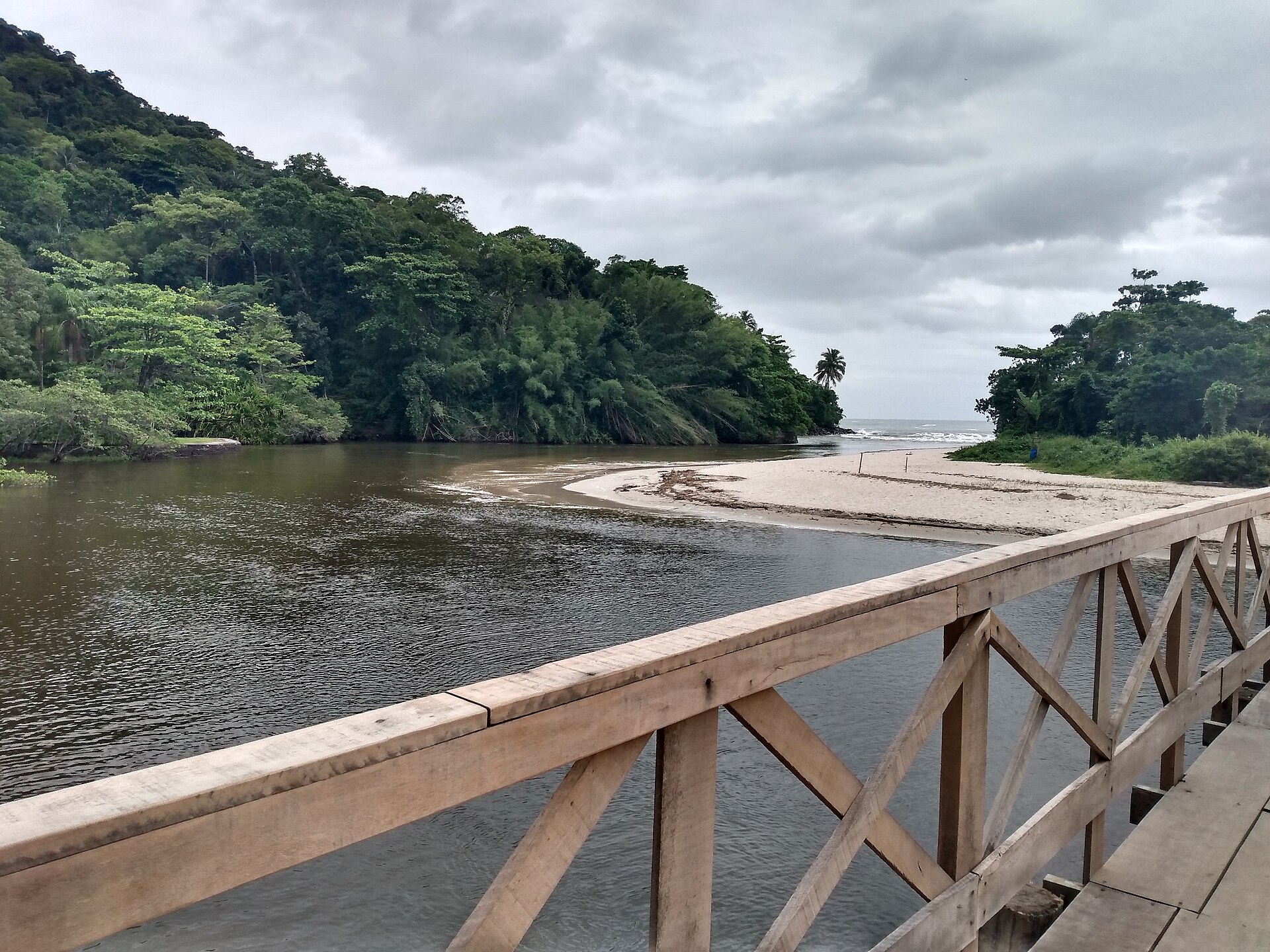 Imagem de referência de Área de Proteção Ambiental Baleia Sahy, descrito nos dados abertos como área de Proteção Ambiental Baleia Sahy de nível Municipal, localizado (a) em São Sebastião (SP)
