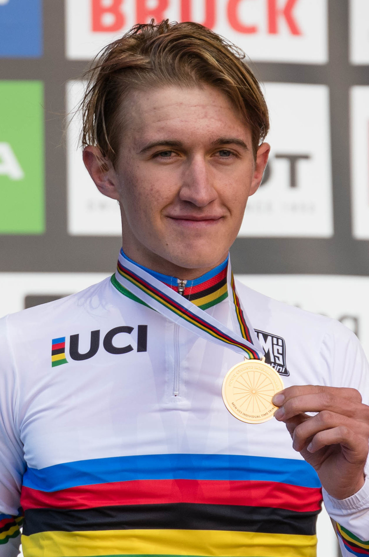 Imagem de referência de Mikkel Bjerg, descrito nos dados abertos como ciclista dinamarquês