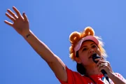 Em Ceilândia, Michelle diz que precisa cuidar de Jair: “Horário do remédio” - imagem 4
