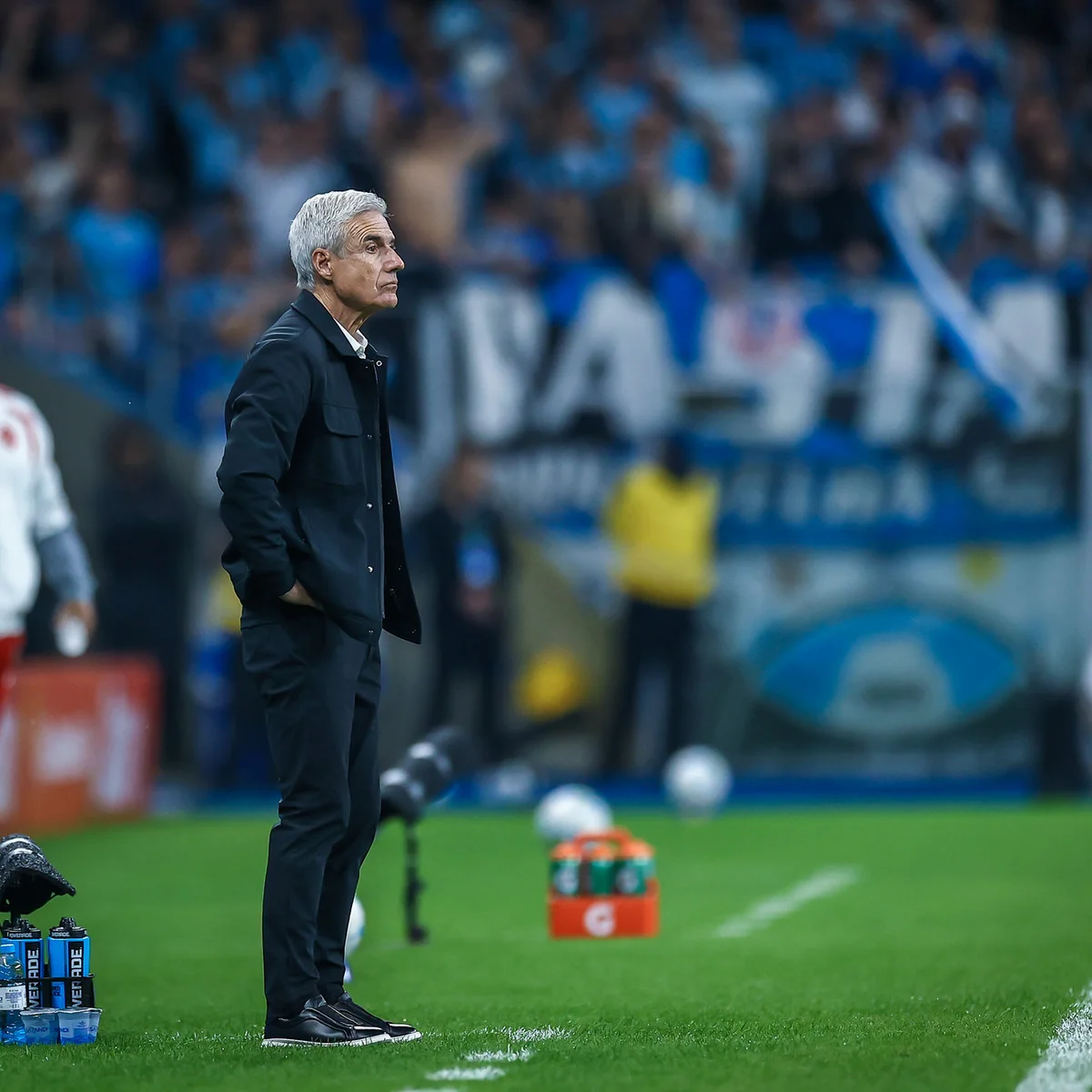 Grêmio anuncia demissão de Luís Castro e Felipão assume interinamente