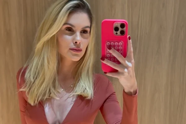 Bárbara Evans desabafa sobre criação da filha: “Estou no meu limite”