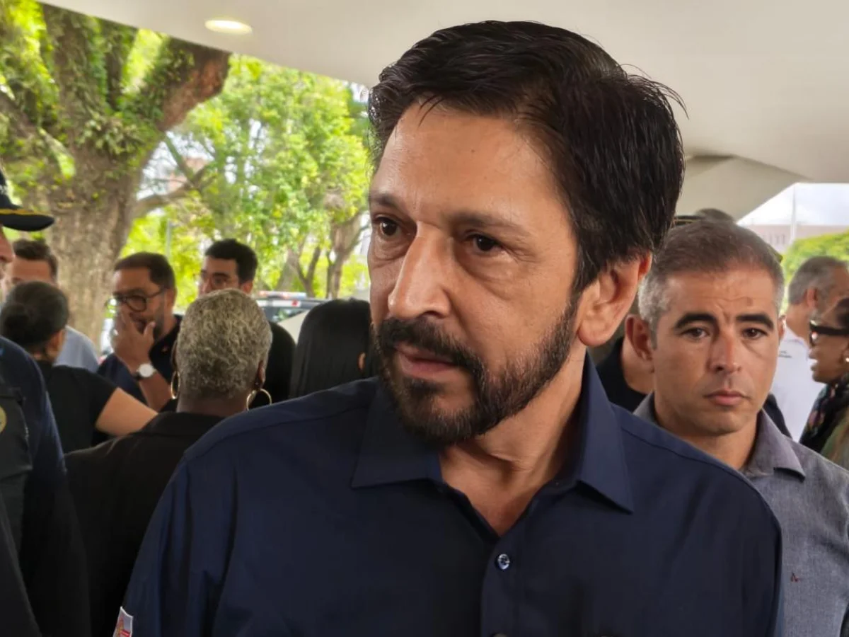 Nunes nega irregularidades em contrato de wi-fi da prefeitura alvo da Civil