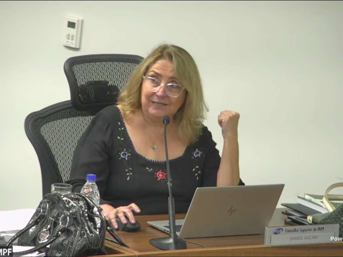 ‘Pessoa gentil, cordial, delicada’: procuradora justifica Gonet ter dado parabéns a Vorcaro