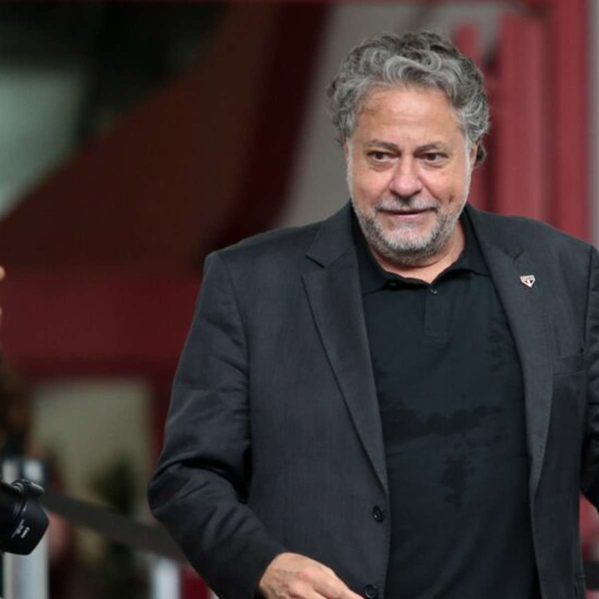 Conselho do São Paulo aprova expulsão do ex-presidente Julio Casares