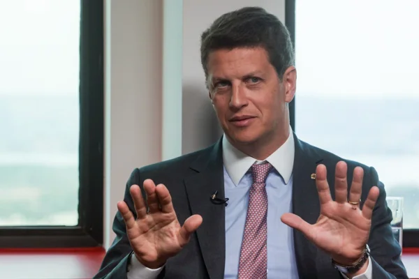 Tarcísio articulou desistência de Salles e acenou com cargos - destaque galeria