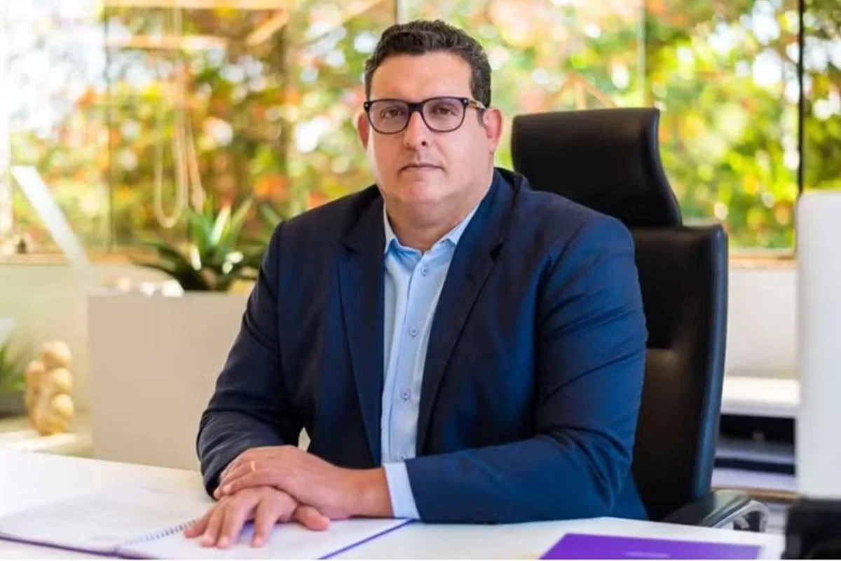 Dark Horse: amigo de Flávio só assinou com produtora 6 meses após repasse