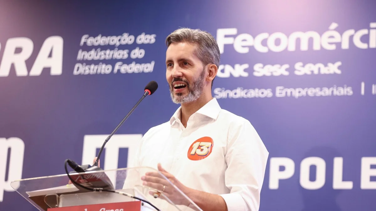 Grass promete recuperar hospital e fortalecer comércio do Gama