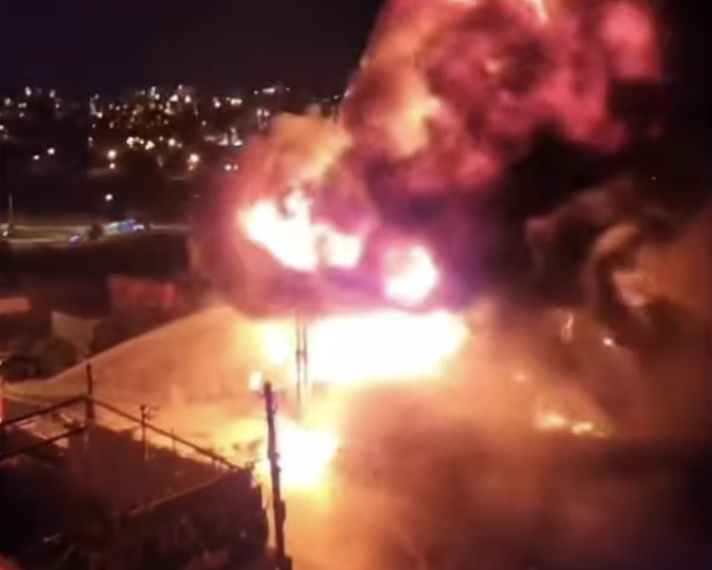 Incêndios eclodem em vila palestina após forças israelenses lançarem gás lacrimogêneo, dizem autoridades