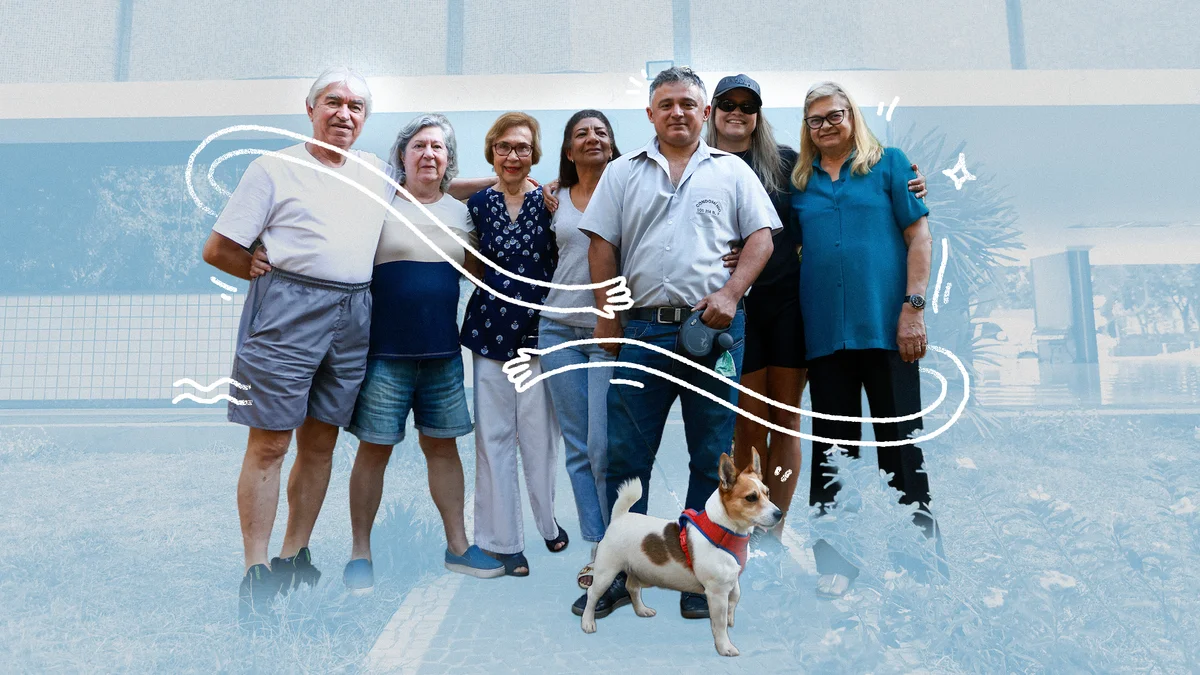 Imagem mostra várias pessoas em frente a um prédio - Metrópoles