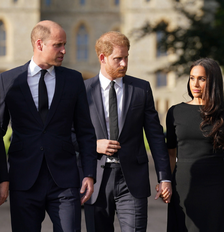 'Há um profundo sentimento de traição': Com Harry e Meghan de volta ao Reino Unido, William e Kate freiam reação instintiva e veem aproximação como construção lenta, segundo revista. Foto: Getty Images, WPA Pool / Purepeople