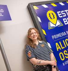 Alice Oseman conversou com exclusividade com o Terra Foto: Alex Braga/Terra