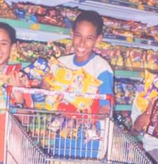 'Tinha o sonho de ter uma fábrica de biscoitos quando era criança': aos 34 anos, Neymar entra em novo negócio com linha infantil para marca brasileira muito conectada com sua memória afetiva da infância. Foto: Divulgação, Acervo Neymar Jr. / Purepeople