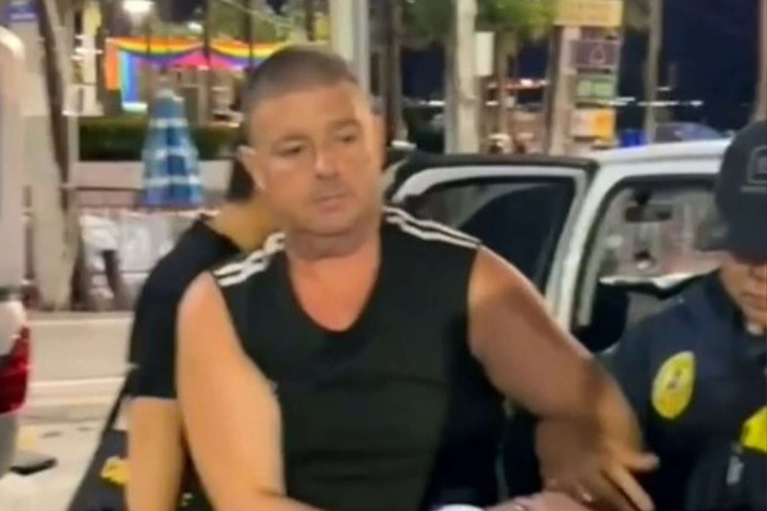 Simone, detido, pela pol&iacute;cia tailandesa