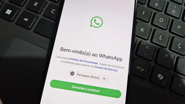 Fábrica de memes: WhatsApp testa novo formato de figurinhas que falam