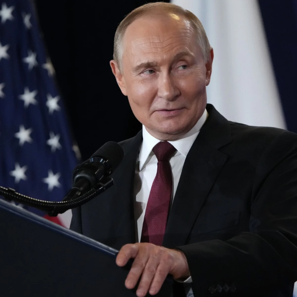 Vladimir Putin ordena continuidade de “ataques maciços” contra a Ucrânia