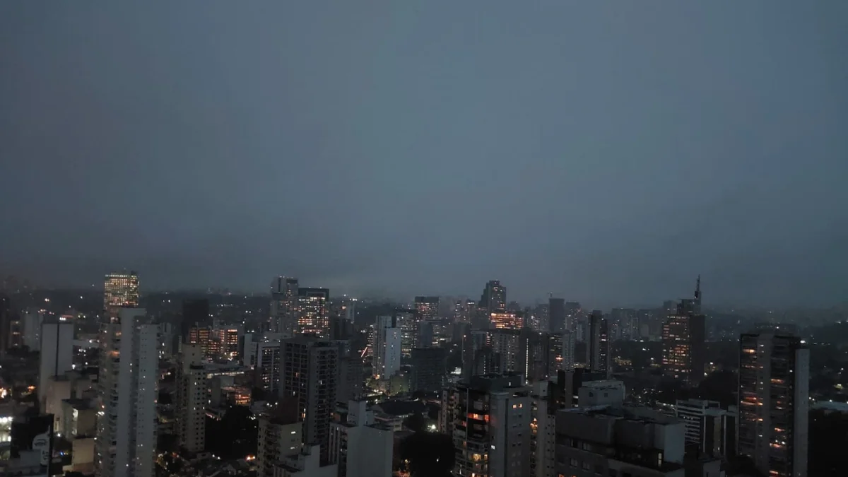 Defesa Civil emite alerta severo de chuva para São Paulo e cidades vizinhas
