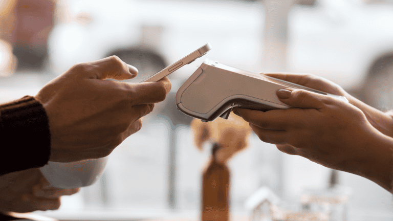 Pix por aproximação não tem mais limite de R$ 500; entenda a regra
