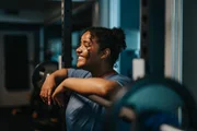Whey e creatina "acabam" com os rins? Ciência responde a esse medo comum