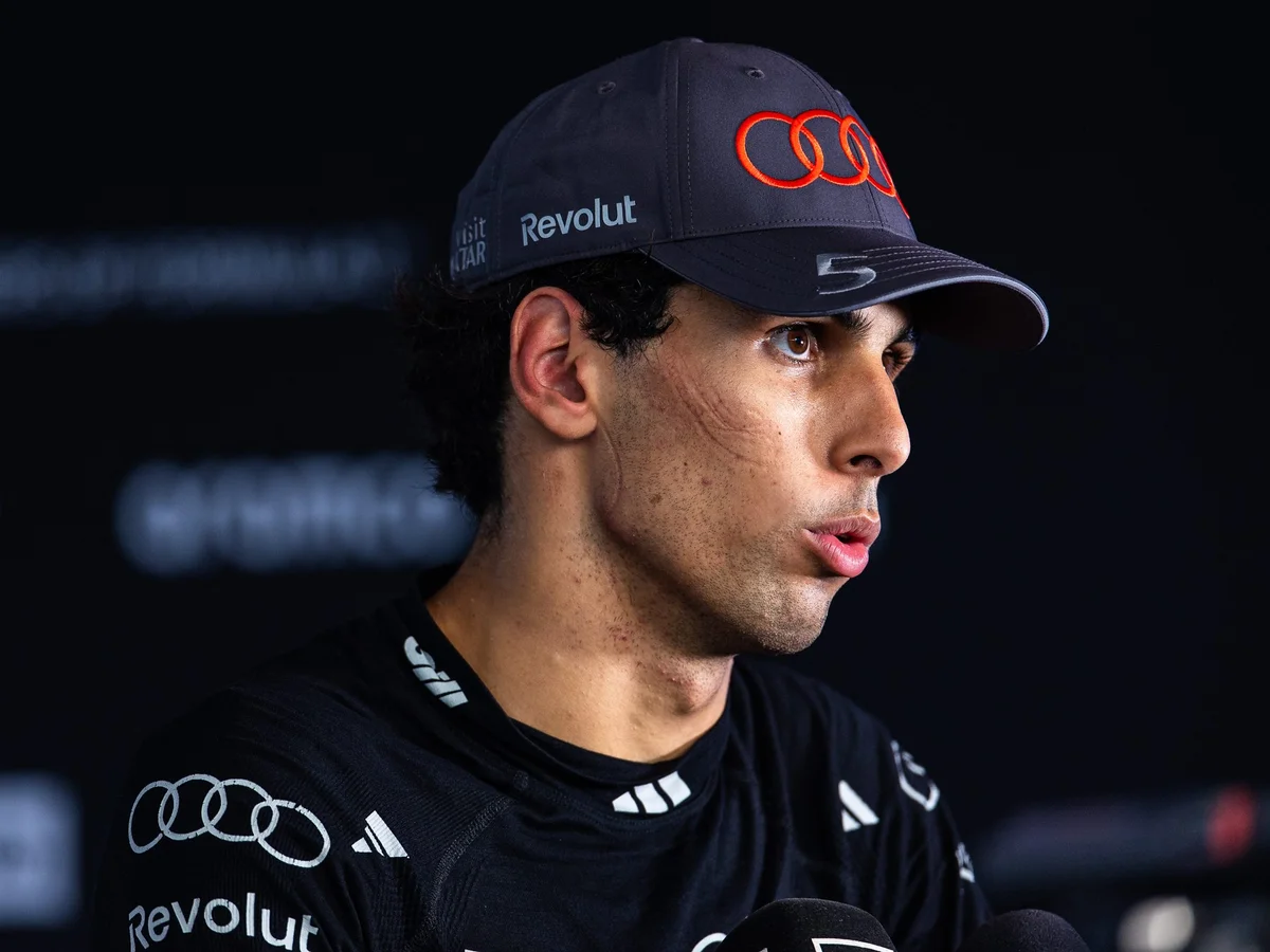 F1: Bortoleto é punido em 20 posições e larga no fim do grid em Austin