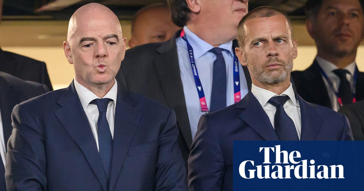 Gianni Infantino enfrenta um interrogatório em uma reunião potencialmente 'explosiva' do conselho da Fifa