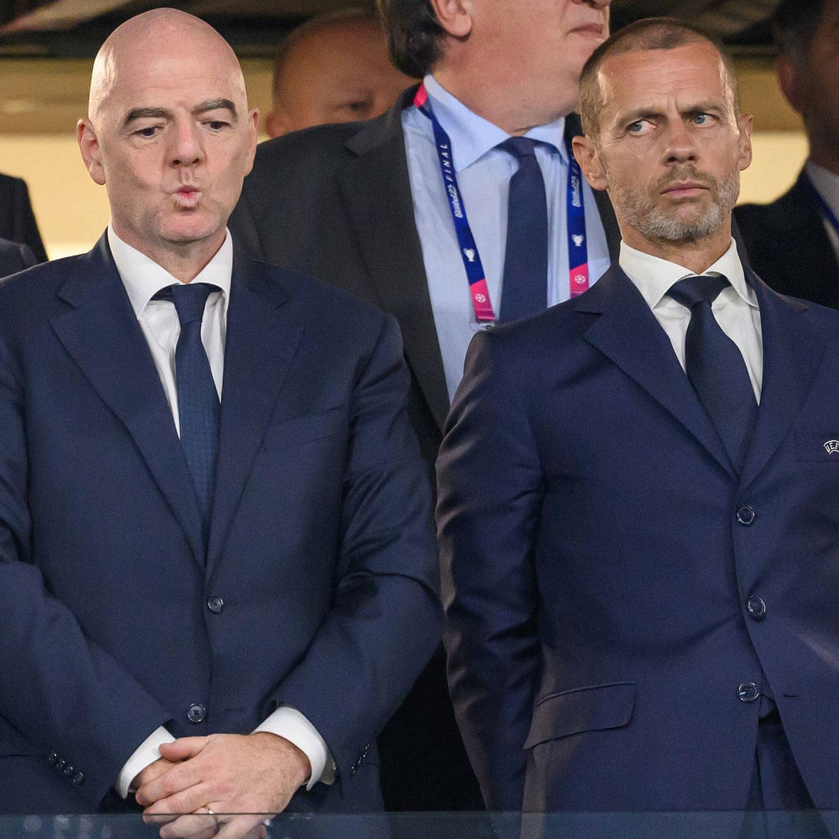 Gianni Infantino enfrenta um interrogatório em uma reunião potencialmente 'explosiva' do conselho da Fifa