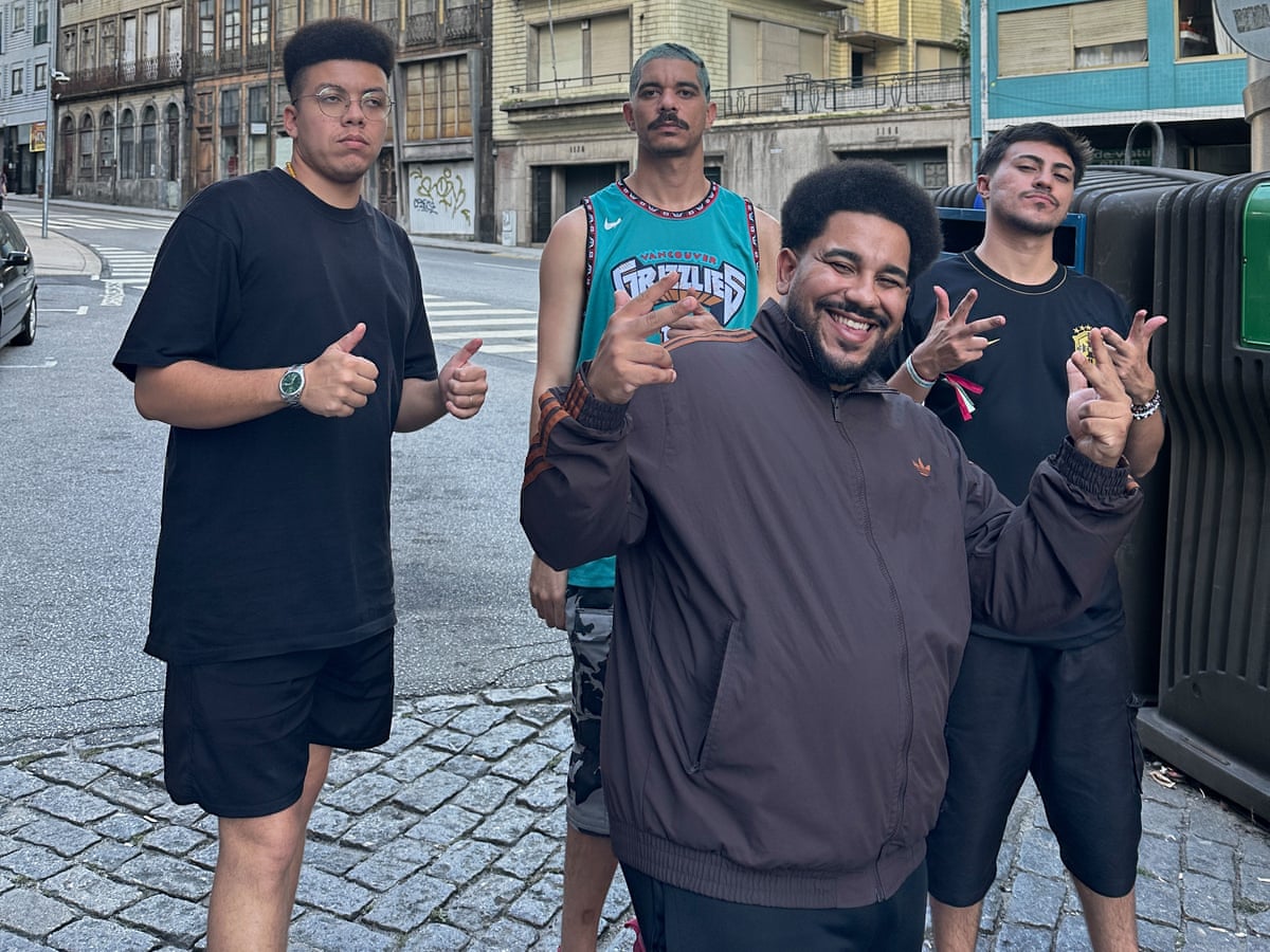 Weird Baile: Collected Rips 2004-2024 review – uma viagem alucinógena aos limites externos do baile funk