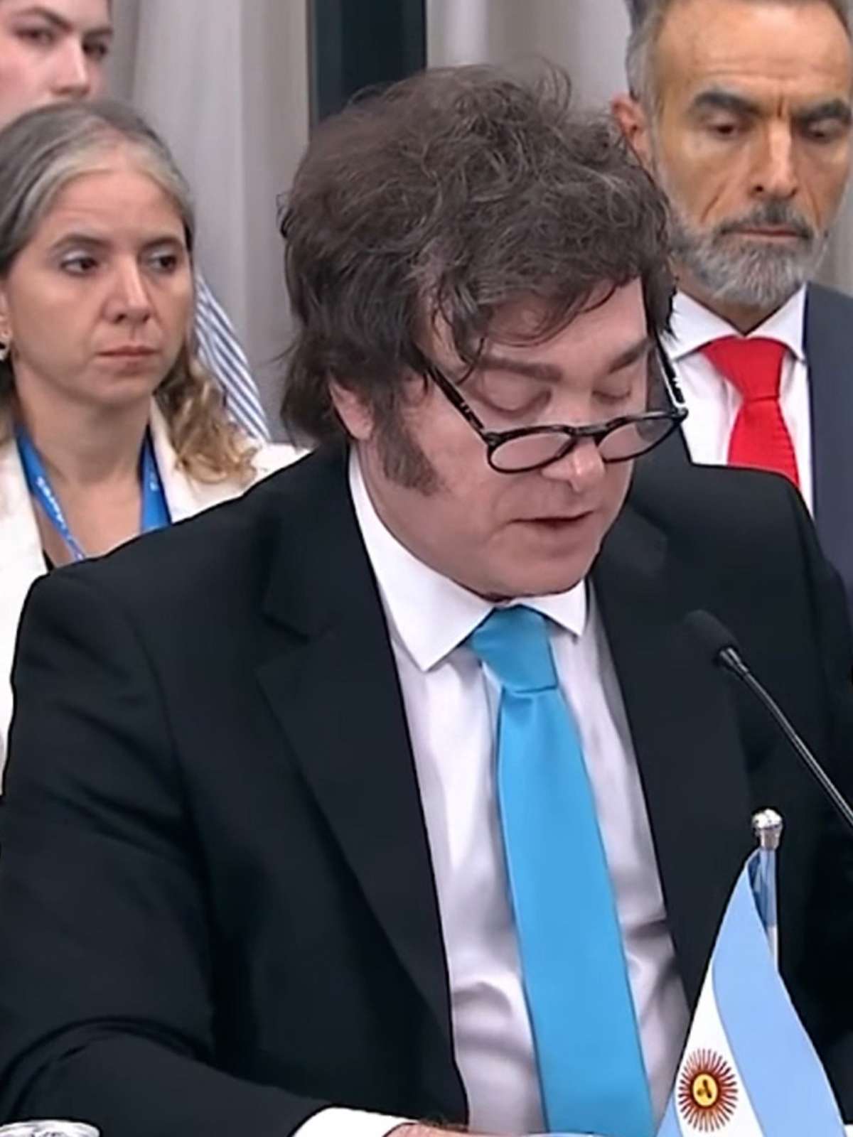 Milei afirma que está aberto a remarcar visita do papa Leão XIV à Argentina