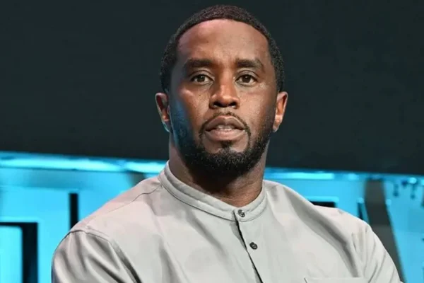 Diddy vive luxo na prisão com massagens e conteúdo sexual, dizem fontes
