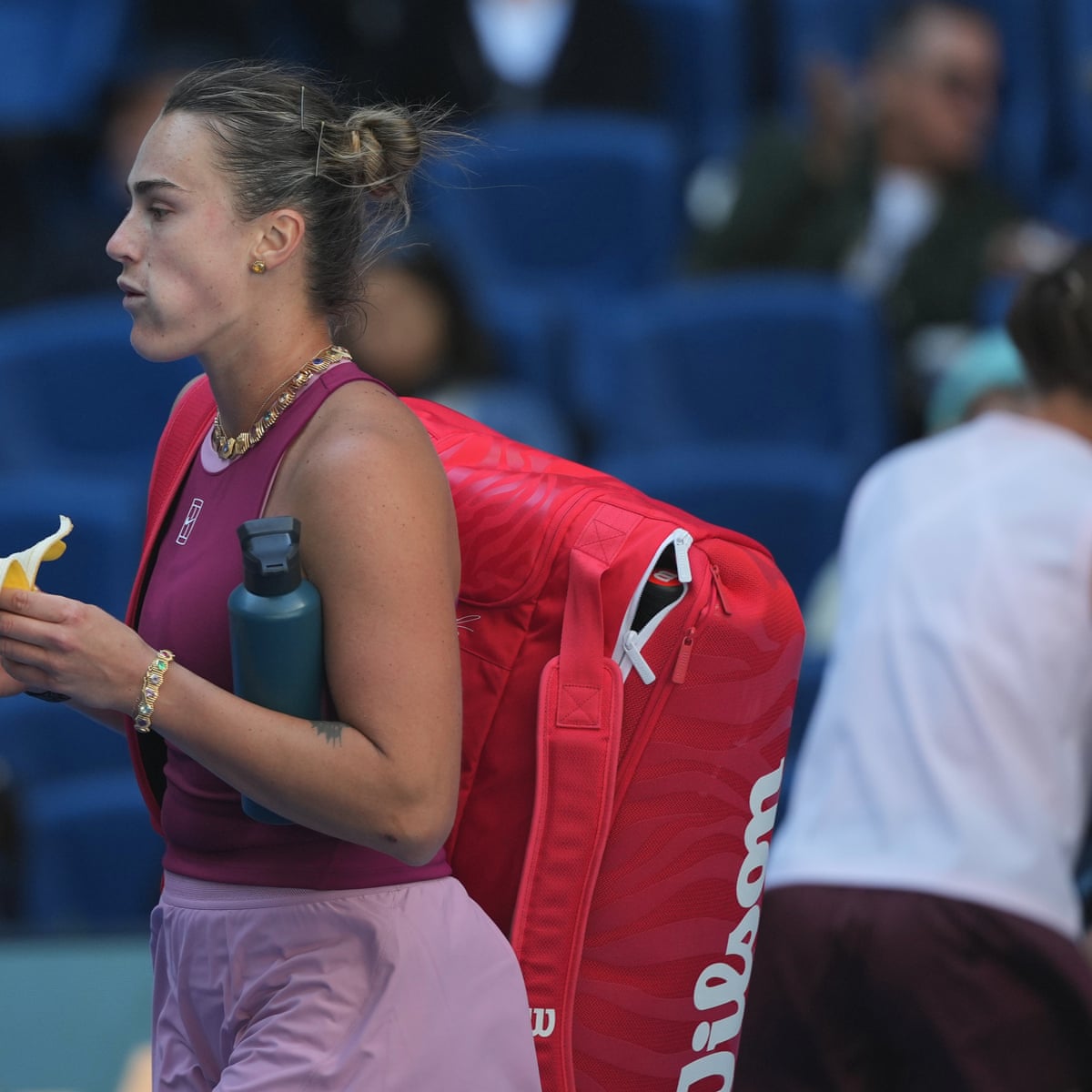 Sabalenka foi eliminada do China Open em derrota por sets-and-outs contra Bartunkova