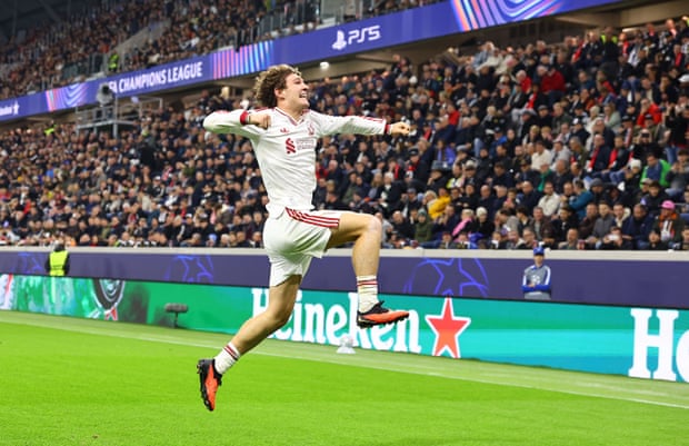 O hat-trick clínico de Bradley Barcola inspira o Liverpool a uma derrota por 6-3 contra o Lask